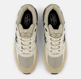 New Balance NB Numeric Andrew Reynolds UN933 ONE