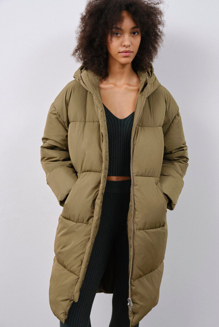 Puffer Coat Embassy Mantel Embassy Of Bricks And Logs Elphin